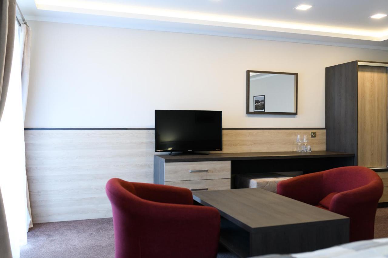 Vinarstvi U Kaplicky Hotel Zajeci Ngoại thất bức ảnh