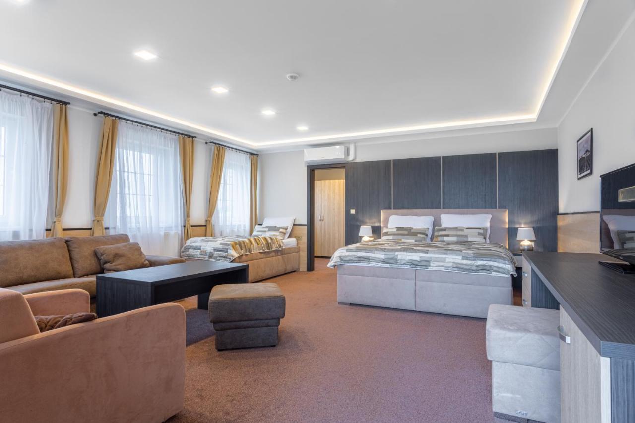 Vinarstvi U Kaplicky Hotel Zajeci Ngoại thất bức ảnh